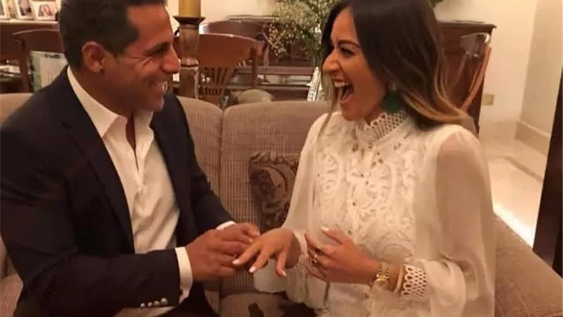 تعرف على هوية خطيب الفنانة أمينة خليل صديق عمرو دياب