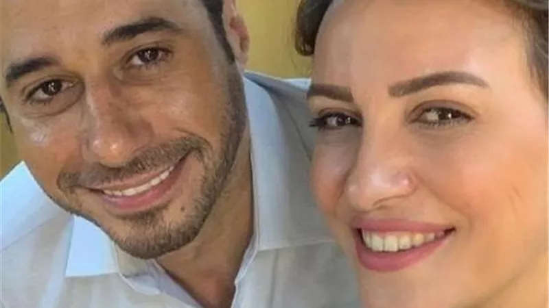 ريهام عبد الغفور تحتفل بعيد ميلاد احمد السعدني بطريقتها الخاصة.. شاهد