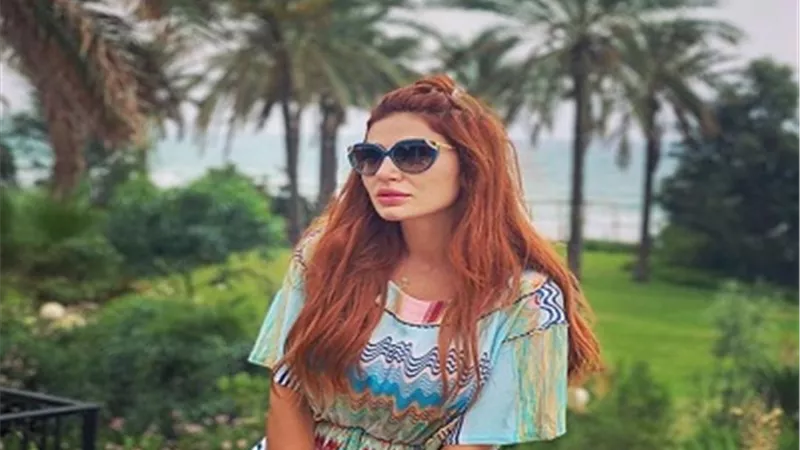 إطلالة مبهجة وظهور رائع للفنانة السورية هبه نور