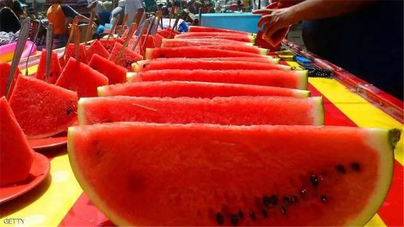 لهذا السبب ناشدت وزارة الصحة المواطنين بتناول البطيخ