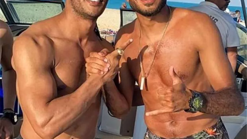 بعد الحكم بحبسه عام.. محمد رمضان يحتفل بنجاح أغنية 