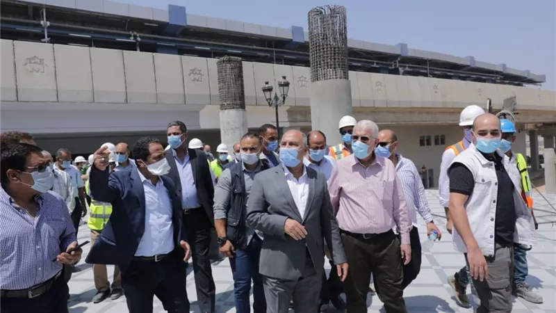 الوزير : لأول مرة..شركات مصرية تنفذ المرحلة الرابعة للخط الثالث للمترو بالكامل