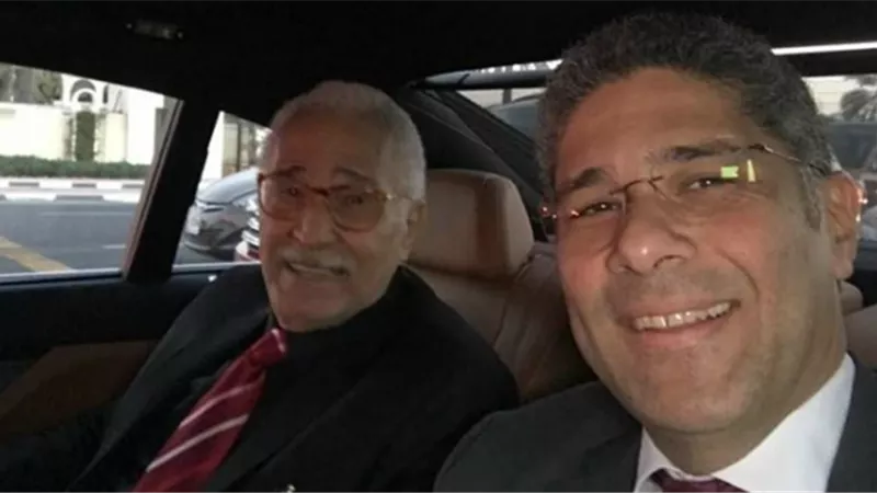 بعد تصريحاته المؤثرة.. نجل الفنان عبد الرحمن أبو زهرة يوجه رسالة لوالده