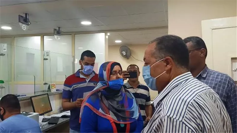 محافظ أسيوط: المراكز التكنولوجية تستقبل طلبات التصالح فى مخالفات البناء.. بالصور