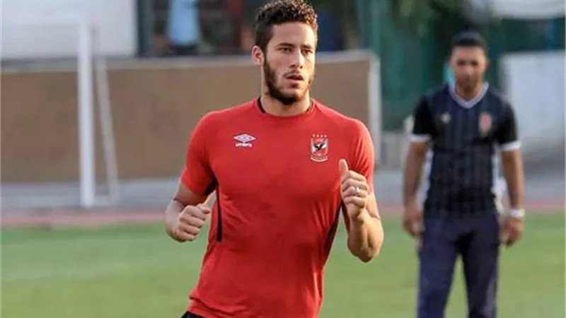 بيراميدز يدخل بقوة فى مفاوضات مع هدرسفيلد للحصول على خدمات رمضان صبحى