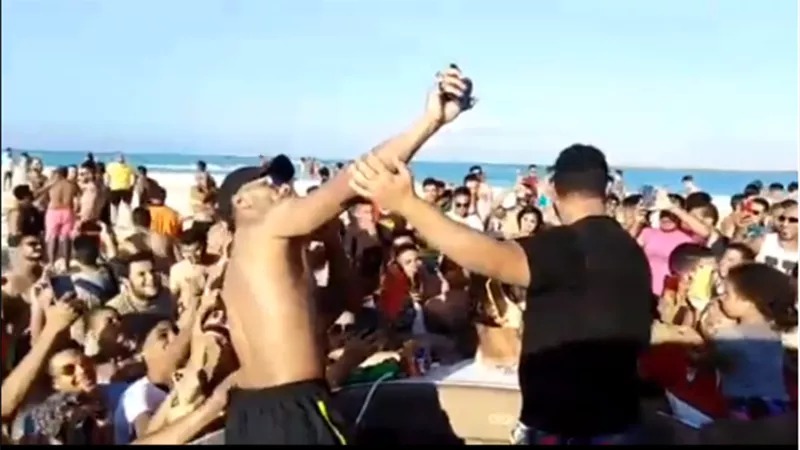 رد غريب من محمد رمضان بعد الحكم بحبسه عام.. فيديو