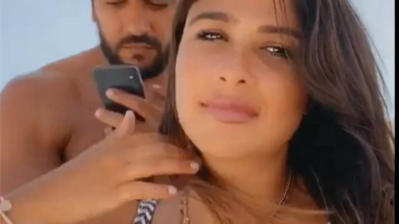 احمد العوضى لياسمين عبد العزيز