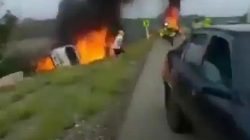 حاولوا سرقة الوقود فانفجرت الشاحنة وقتل 41 شخصا.. فيديو