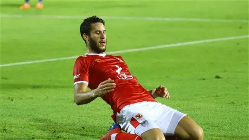 الاهلى يقترب من شراء رمضان صبحى نهائيا