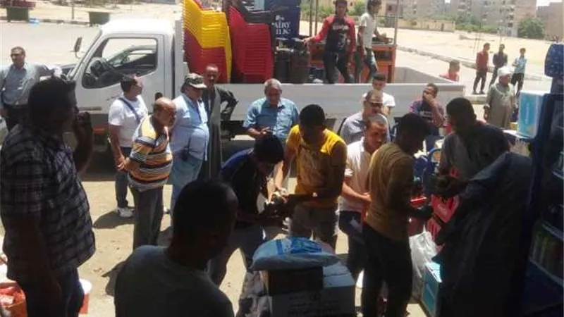 رئيس جهاز بدر يقود حملة على المخالفات بالمدينة ويحرر 39 محضر إشغال.. بالصور