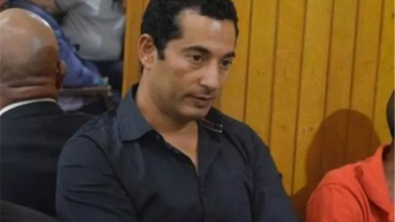 الموت يفجع الفنان عمرو سعد