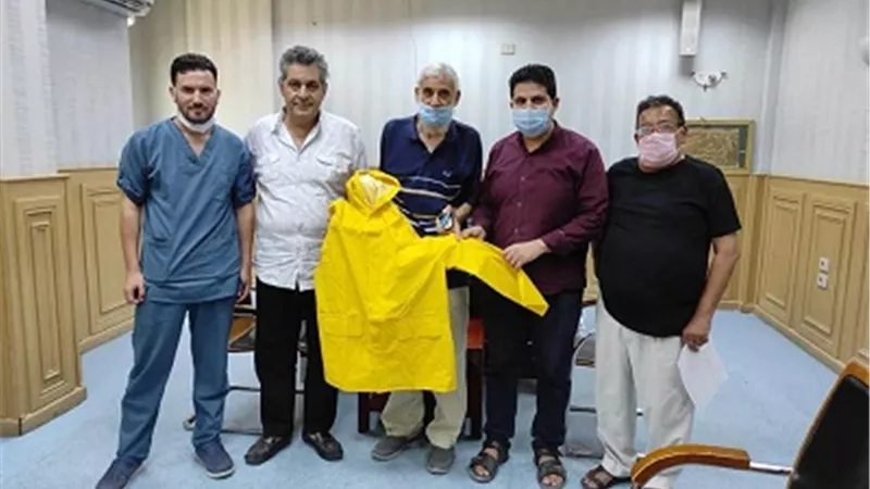 نقابة الأطباء تهدي ٥٠ بدلة عزل واقية للأطقم الطبية بجنوب سيناء