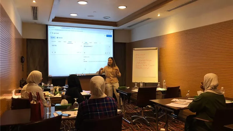 معهد لغتي بالكويت: كورونا أجبرتنا على التحول الرقمي والتعليم عن بعد