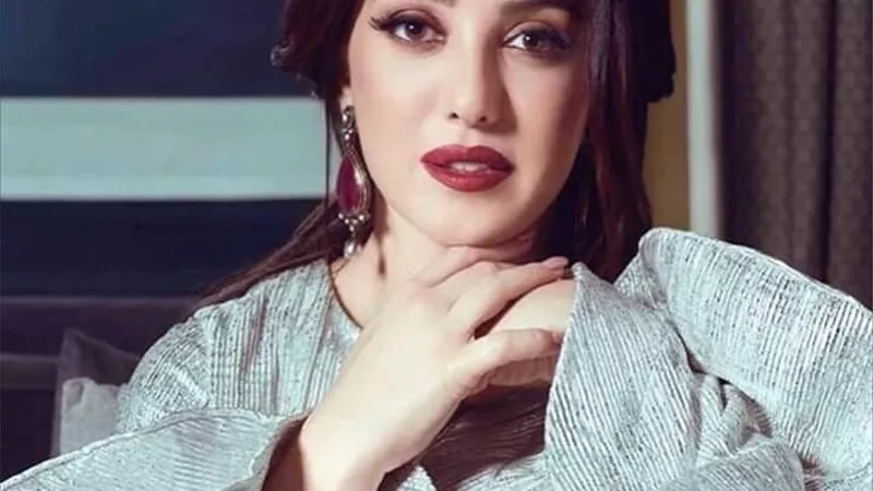 كندة علوش تحذف تدوينه وتعتذر لجمهورها.. لهذا السبب