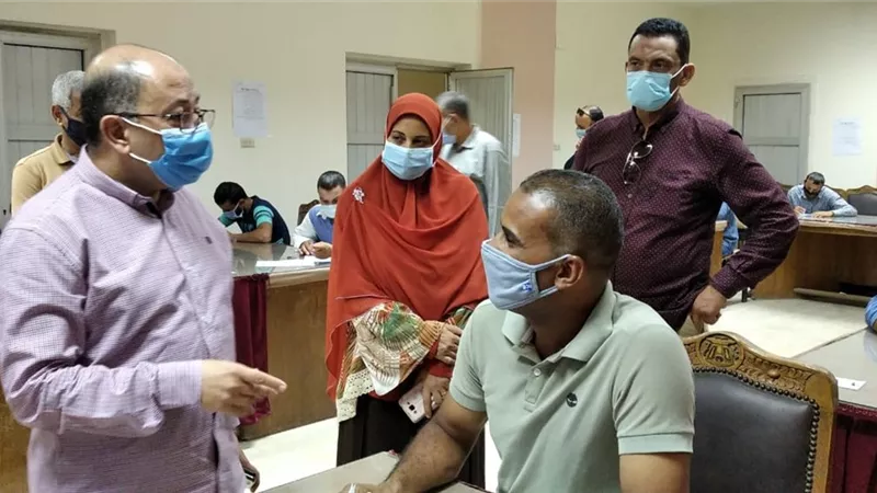 مياه الفيوم:٤١٤ متقدم يؤدون الاختبارات التحريرية لوظيفة سائق