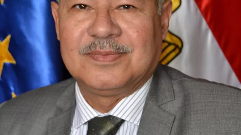 نقيب السياحيين يكلف الدكتور رافت فرج رئيسا للجنة التعليم والتدريب