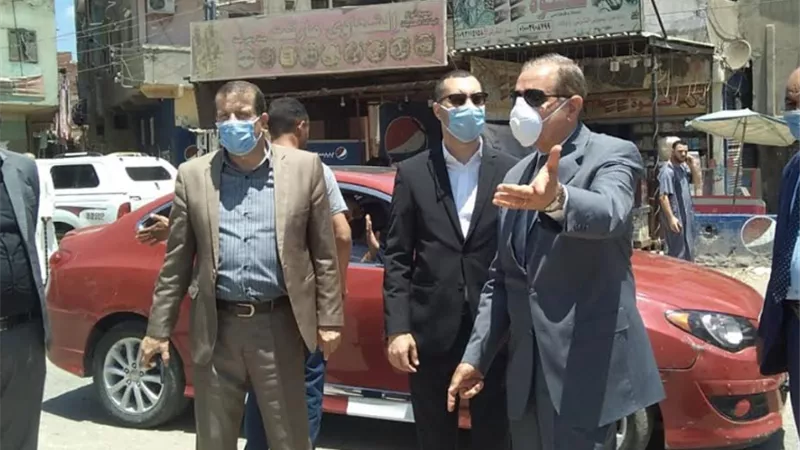 سيارات الميكروباص تحتل شوارع مدينة كفرالشيخ