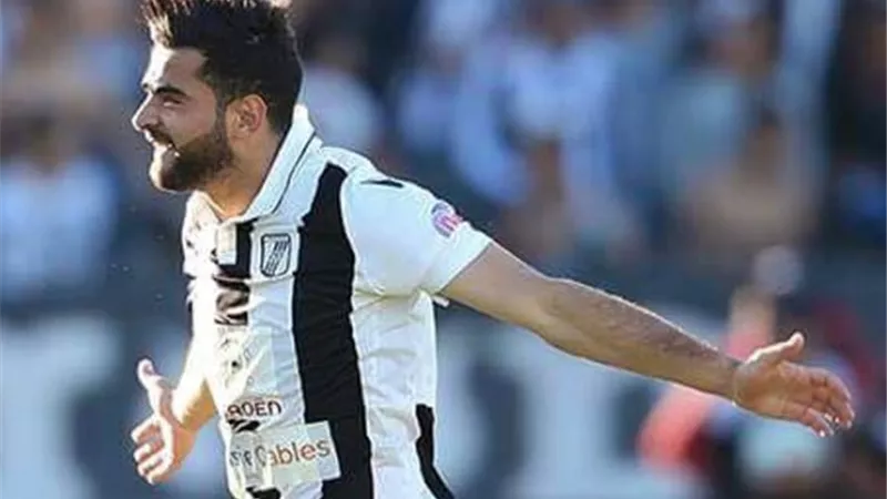 رسالة غامضة من المثلوثي قبل توقيعه للزمالك