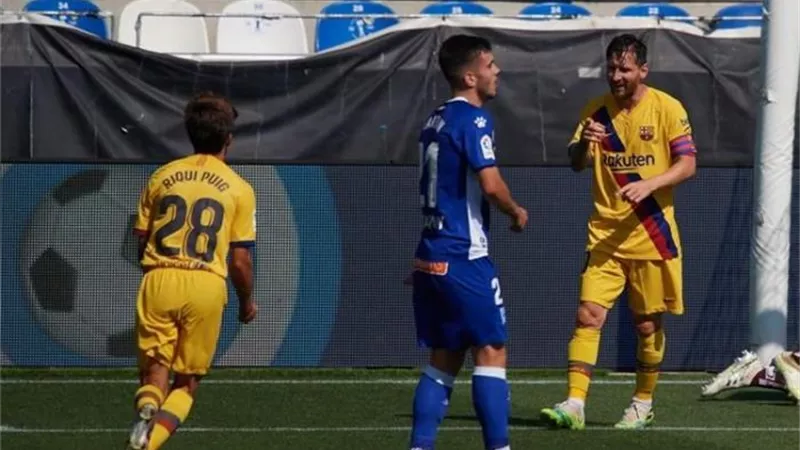 بعد ضياع اللقب.. برشلونة يكتسح ألافيس بخماسية فى ختام الدورى الإسبانى