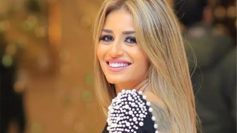 منة فضالى 