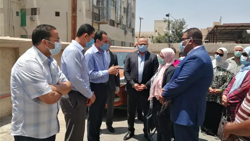 للوقاية من فيروس كورونا.. القوي العاملة بالقليوبية تتابع الإجراءات الاحترازية بالمصانع