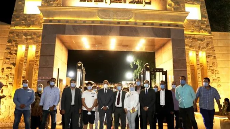 محافظ سوهاج يفتتح أعمال تأهيل مرسى ناصر السياحى ..بالصور