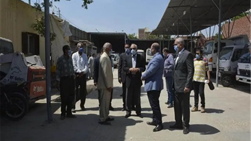 محافظ الجيزة يتابع أعمال إنشاء محطات الصرف الصحى بالصف والسوق الحضارى بأطفيح