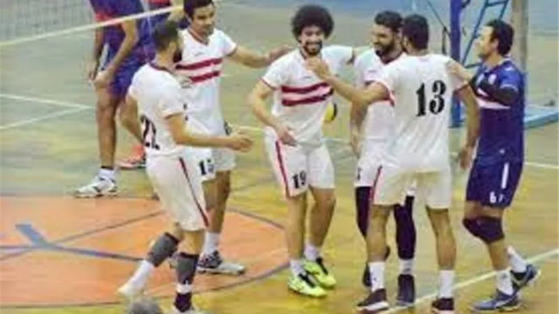 طائرة الزمالك تعود للتدريبات الجماعية اليوم