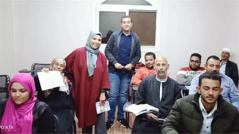 مستقبل وطن بدر يعلن عن بدء إمتحانات فصول محو الأمية للمواطنين فى المدينة.. بالصور
