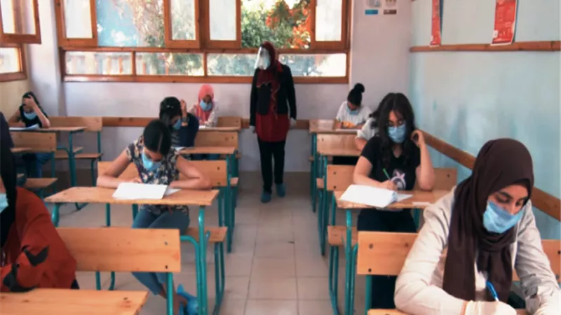 الجبر والهندسة الفراغية مسك الختام بثانوية الشرقية