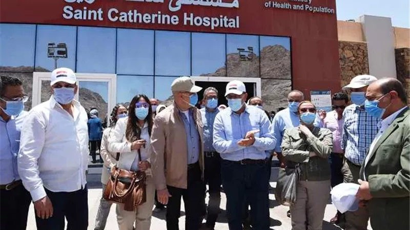 مدبولى والوزراء تفقدوا أعمال التطوير بمستشفى سانت كاترين..ويكلف بسرعة التطوير..بالصور