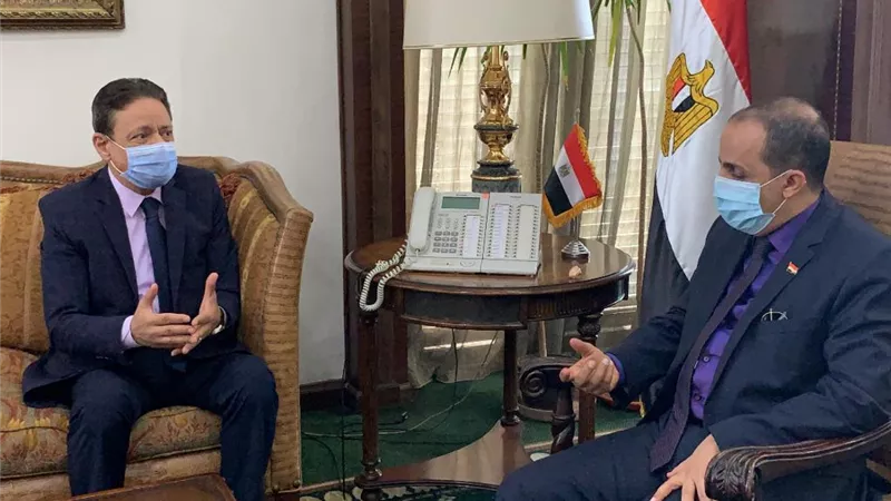 كرم جبر يستقبل وزير الإعلام اليمني.. ويؤكد دعم ومساندة الإعلام المصري للدولة اليمنية