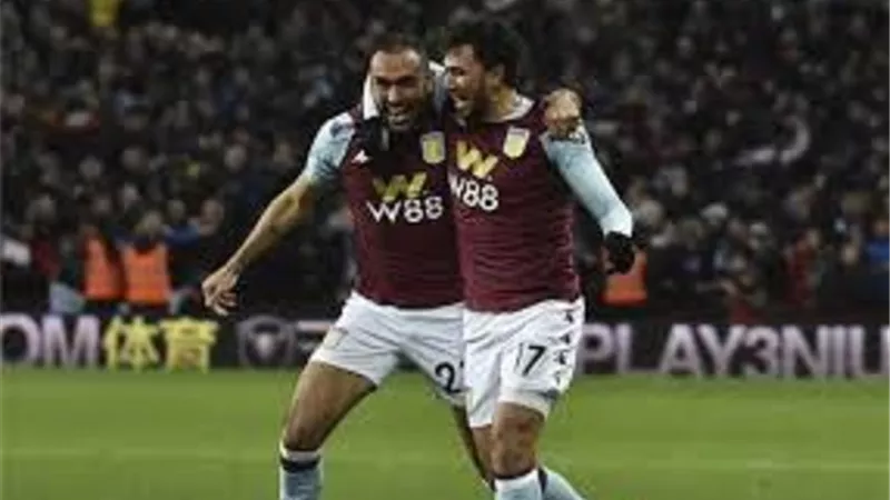 الدورى الإنجليزى.. الثنائى المصرى يقود تشكيل أستون فيلا امام أرسنال