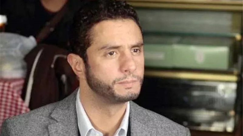 أول ظهور لزوجة احمد الفيشاوى ألمانية وابنه .. صور