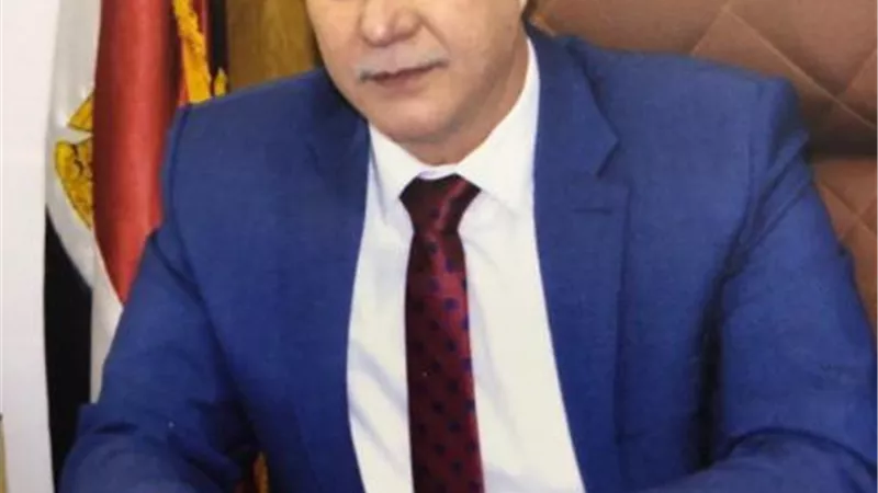 العاملون بالجهاز الادارى للدولة يدعمون قرار 