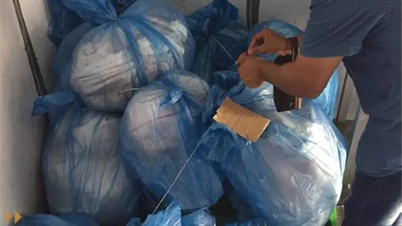 أغذية أبو رديس تظبط 326 كيلو جرام لحوم مجهولة المصدر