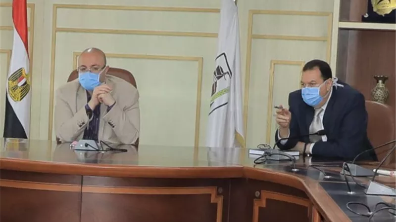 محافظ بني سويف يناقش استعدادات عيد الأضحى