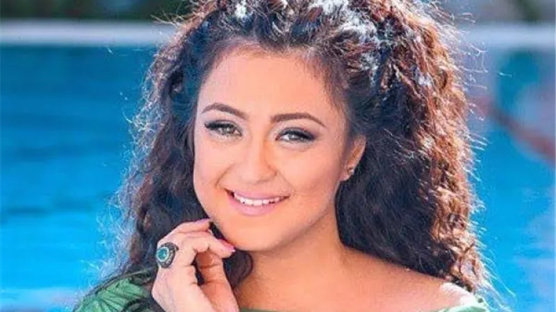 تعرض والدة الفنانة مروة عبد المنعم لحادث بعد إجراء عملية جراحية