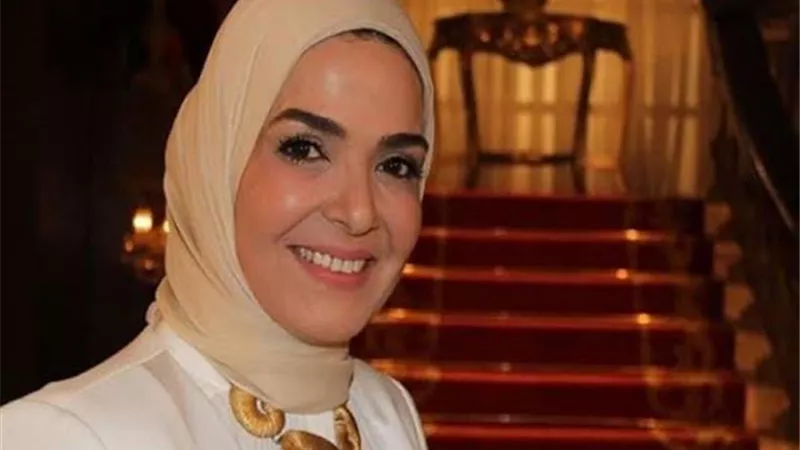 الجمهور يبحث عن منى عبد الغنى بعد نقلها من المستشفى