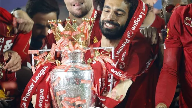محمد صلاح: سعيد لاننى أول لاعب مصري يفوز بالبريميرليج