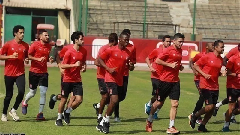 الاهلى يلتقى سموحة وديا مساء اليوم