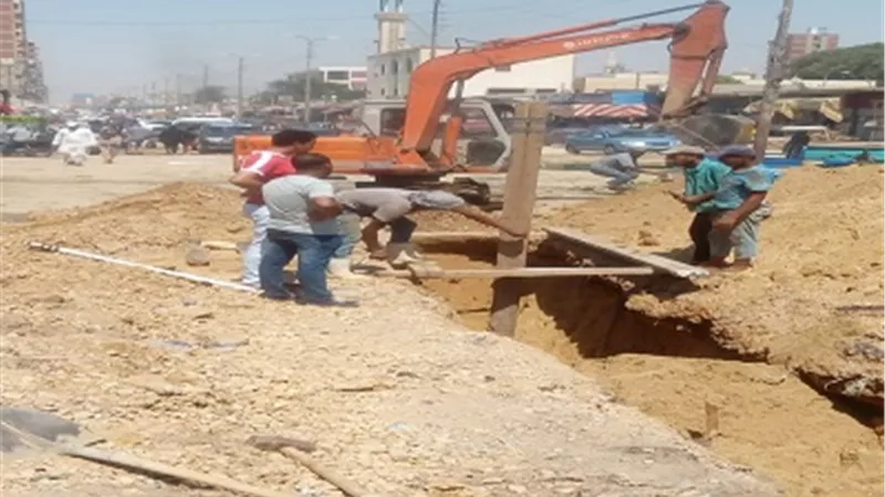 رفع كفاءة خط الصرف بسوق الجمعة بالاسماعيلية لمواجهة الاحمال الزائدة