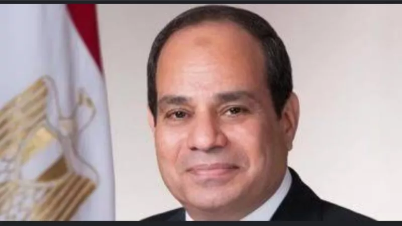 الرئيس السيسي يطمئن على صحة أمير الكويت