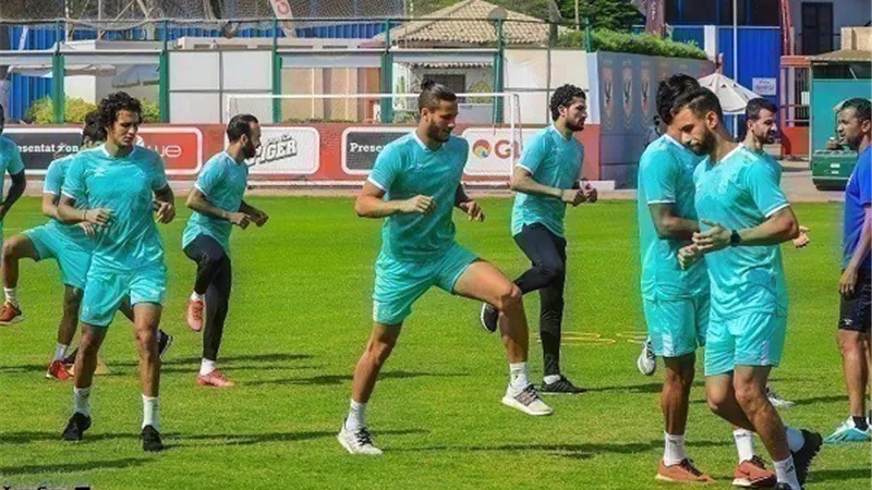 الاهلى يستأنف تدريباته الجماعية اليوم