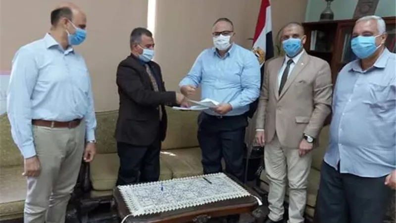جامعة حلوان توقع بروتوكول تعاون للتدريب والعمل بمحافظات الصعيد وسيناء.. بالصور