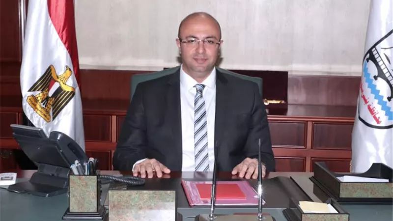 محافظ بني سويف يشكل لجنة لمتابعة دهان العمارات بـلون موحد