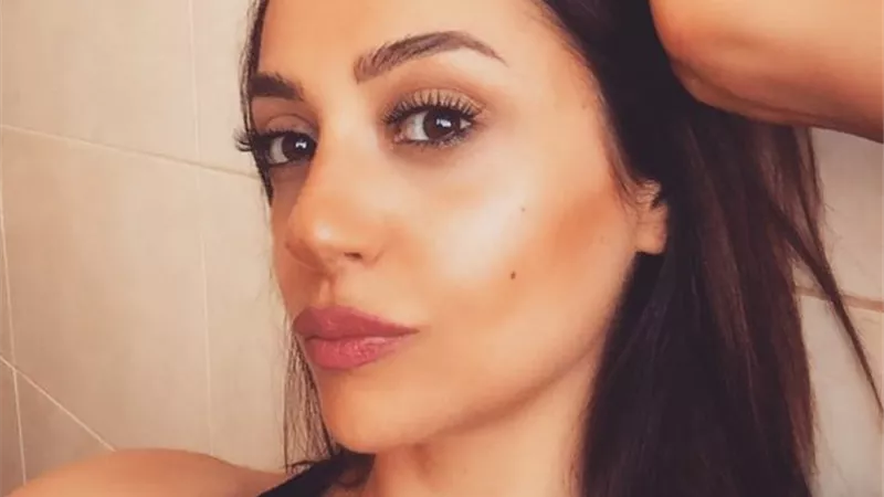 إطلالة جذابة للفنانة مريم حسن عبر انستجرام