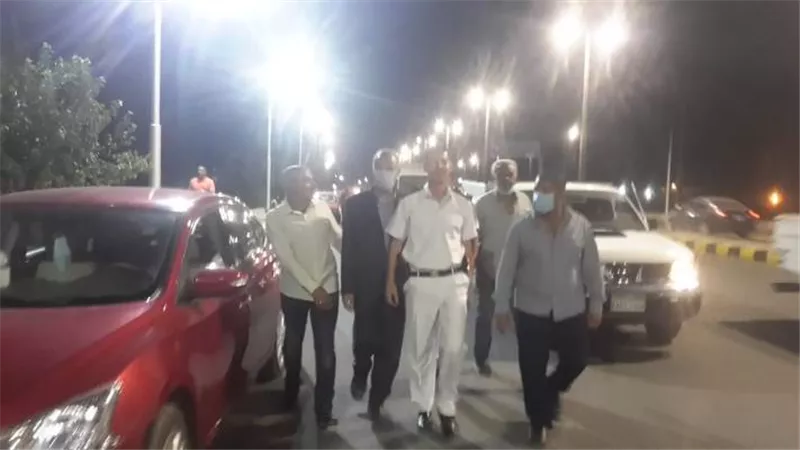 رفع اشغالات ولافتات من شوارع المدينة