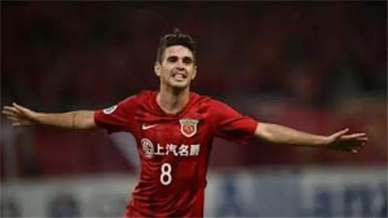 نجم منتخب البرازيل السابق أوسكار يبدي استعداده لتمثيل الصين