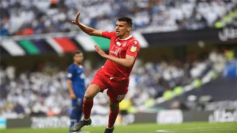 النجم الساحلى يرفض بيع كريم العريبي للنادى الأهلي